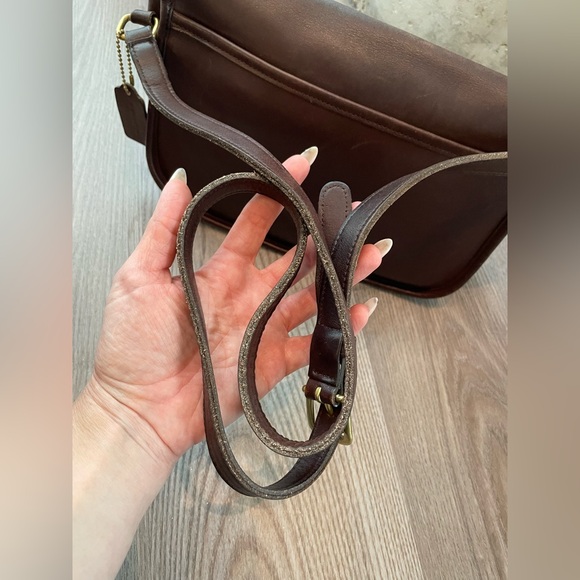 Vintage Coach City Bag Mahogany Flap Crossbody 9790 - Picture 10 of 12